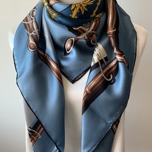 100% Natural Mulberry Silk 43&quot; x 43&quot;Large Square Silk Scarf &quot;Pelican&quot; Silk Neck Scarf Head Scarf Hair Wrap Silk Dress Shawl Gift for Her