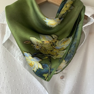 100% Pure Natural Mulberry Silk Small Scarf 21" x 21" Lilies Green Silk Neckerchief Headband Hair Pony Scarf Wrist Scarf Bag Scarf Gift