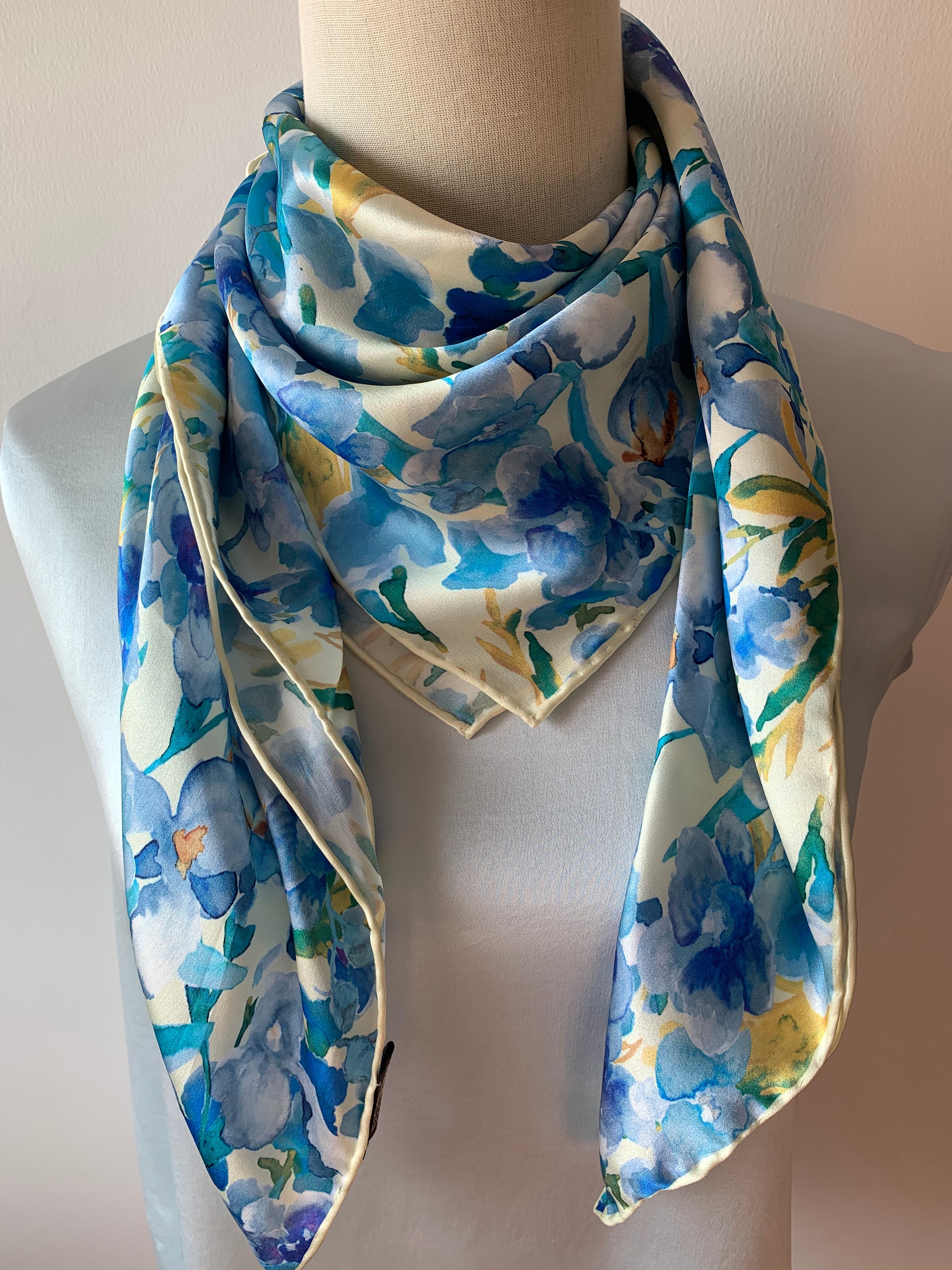 100% Natural Mulberry Silk 35" x 35" Square Scarf Colorful Light Blue Cream Floral Neck Scarf Head Scarf Hair Scarf Wrap