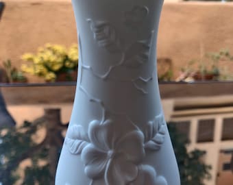 AK Kaiser W. Germany Bisque Porcelain Vase