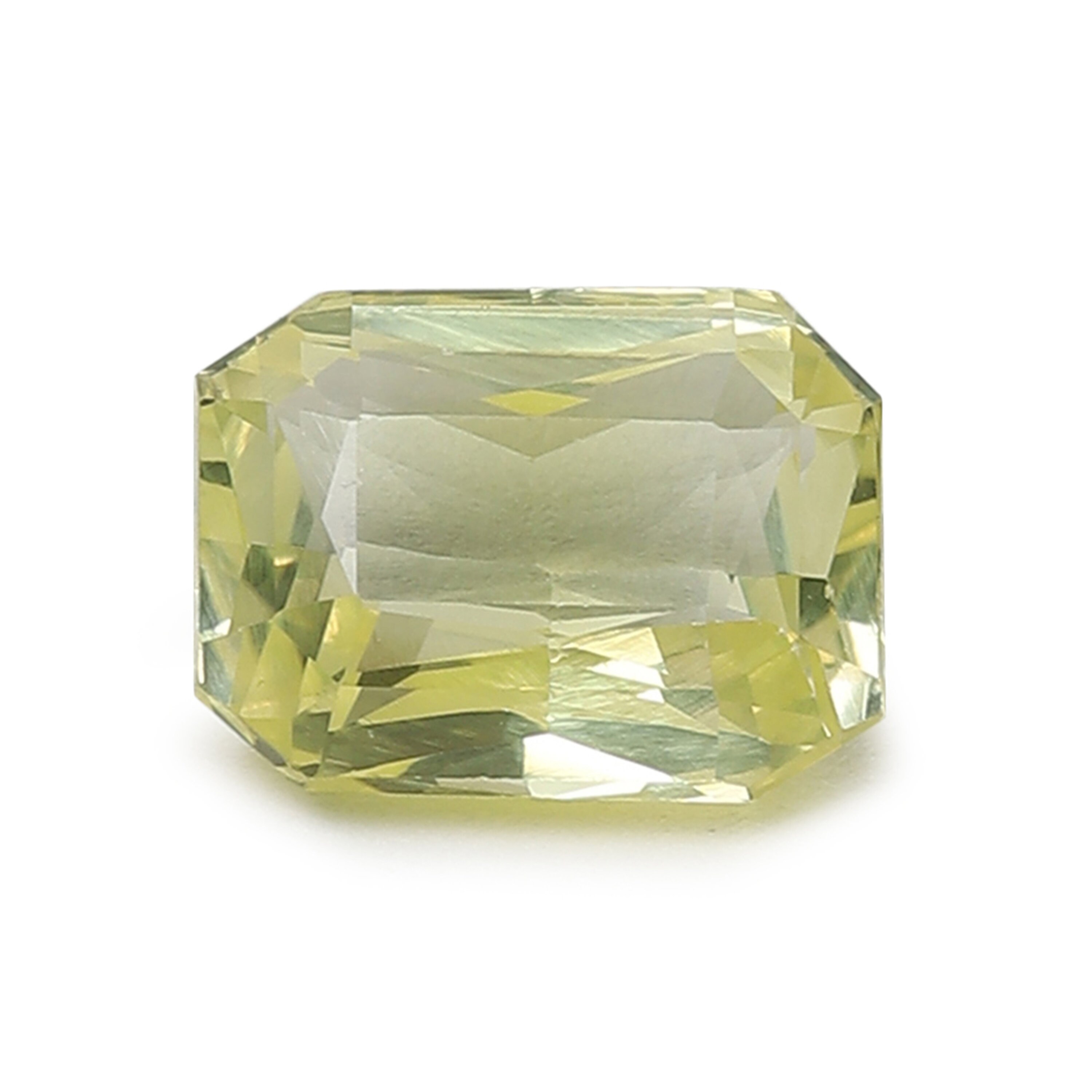 Gelber Zucht-Saphir 11,25 Ratti - Laborzertifizierter Pukhraj Edelstein