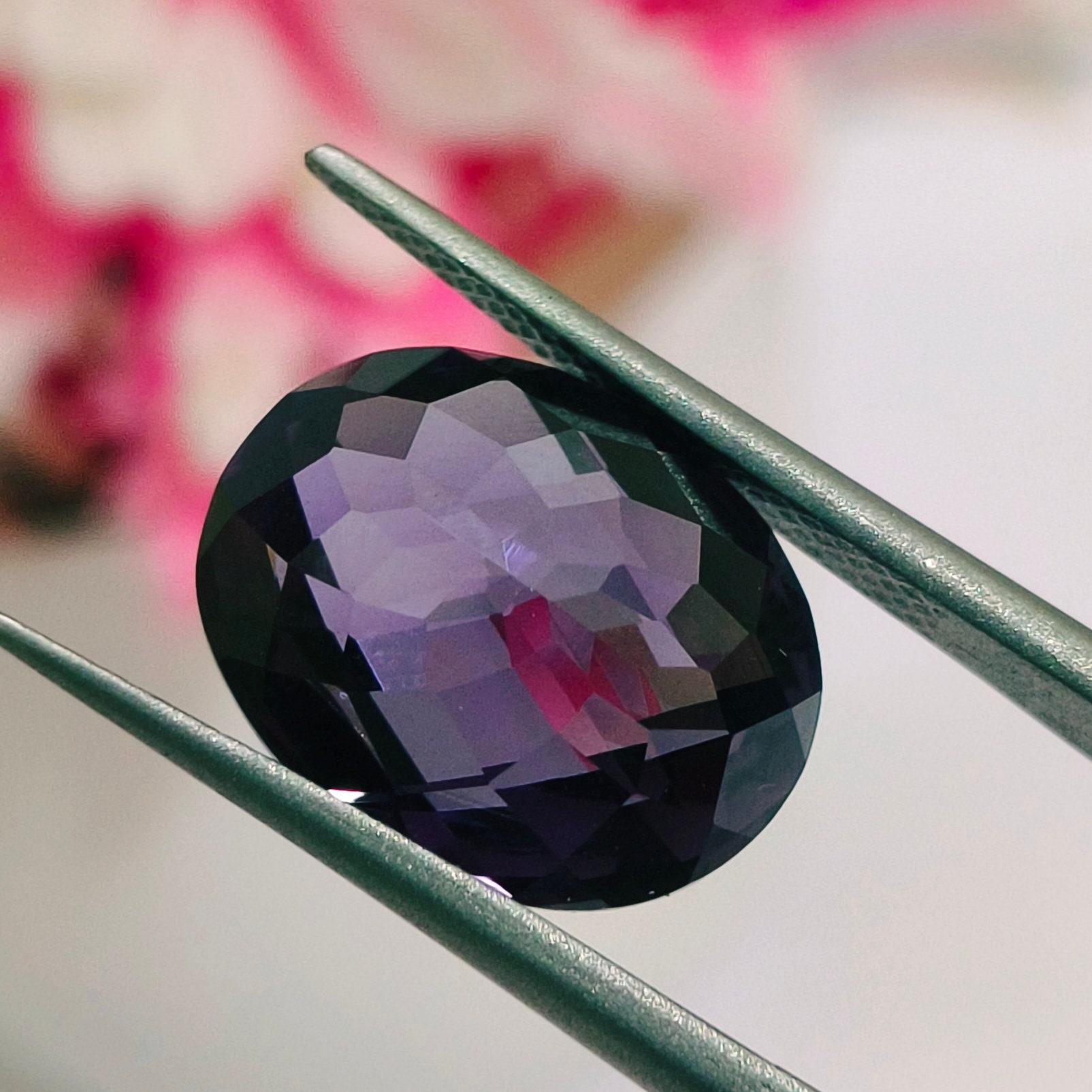 Pierre précieuse naturelle certifiée 11,05 ct changement de couleur Alexandri