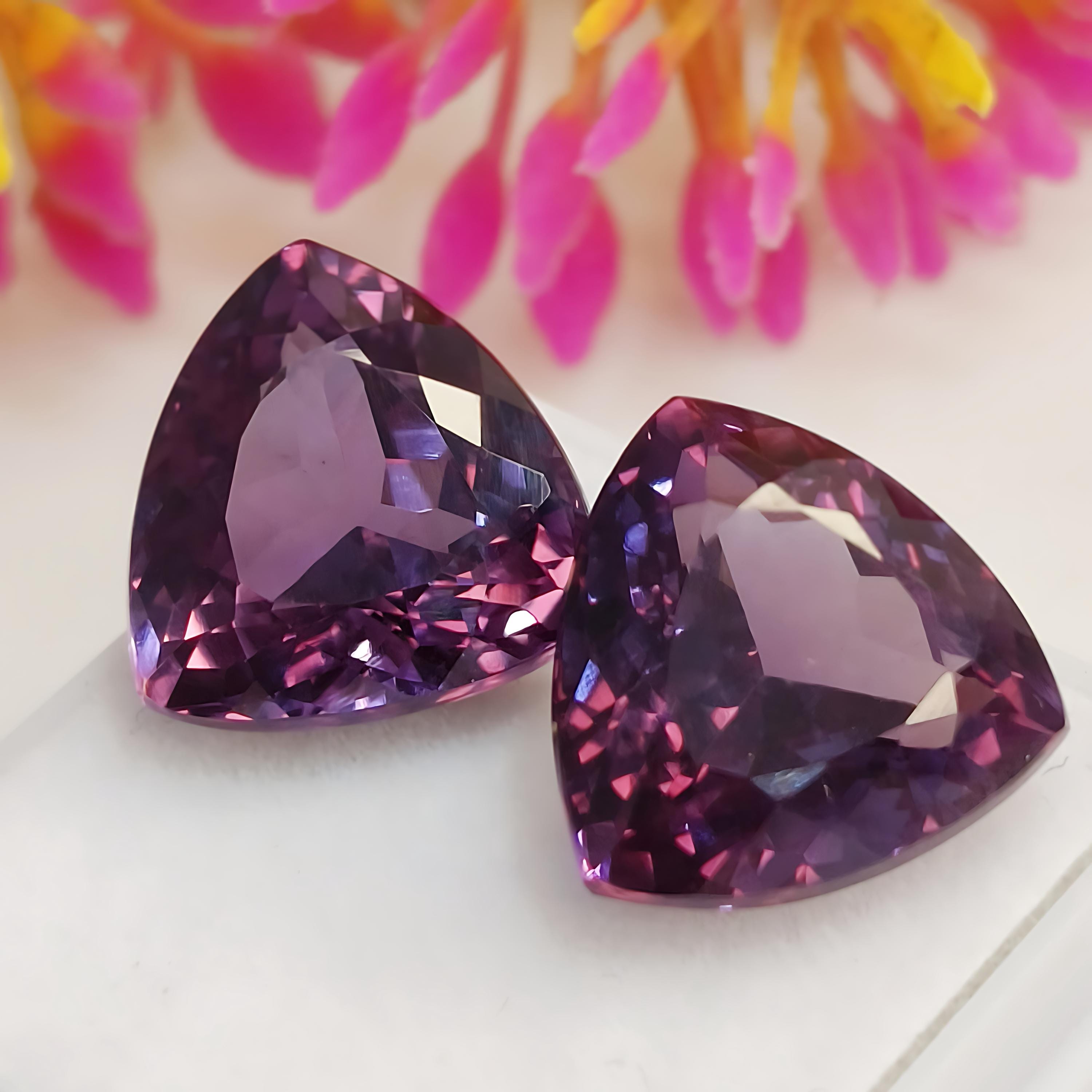 Alexandrite Naturelle Bicolore - Pierre Précieuse Brute 24,60 Carats - Coupe Carrée - Inde