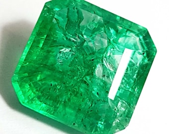 Émeraude verte naturelle de Colombie 10 carats Pierre précieuse en vrac pour utilisation en bague ou à des fins de mariage Pierre précieuse en vrac coupée émeraude, cadeaux de la Saint-Valentin