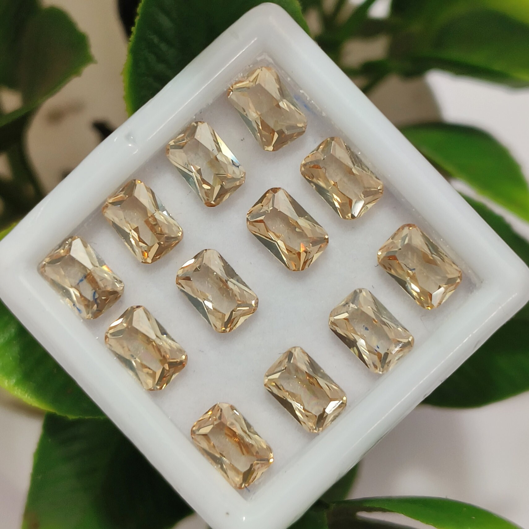 6 x 5 MM 15カラット シャンパンカラー 八角形 エメラルドカット 