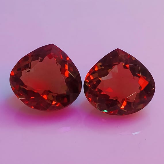 Paire D'Alexandrites De Synthèse Certifiées GIL - 10-12 Ct, Effet Changement De Couleur, Poire, Inde