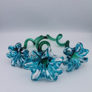 Blue Curly Stem Glass Flower