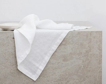 Lot de 100 serviettes de table en coton blanc pour salle à manger ou pour les repas de tous les jours à la maison/pour un mariage/une table de fête, serviettes de cuisine en cadeau.