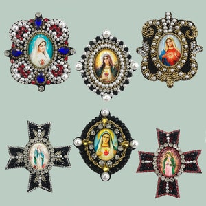 Detailed Catholic Virgin Mary Guadalupe Holy Sacred Heart Luxury rhinestone patch Appliqué Fashion corsage