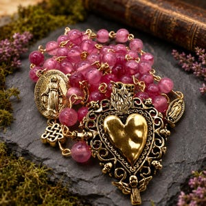 Handgemachter rosa Quarz katholischer Rosenkranz: Sacred Heart, Wundertätige Medaille