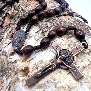 Handmade Traditional maple hard Wooden Catholic Rosary Prayer Beads Virgin Mary saint Benedict Jesus crucifix