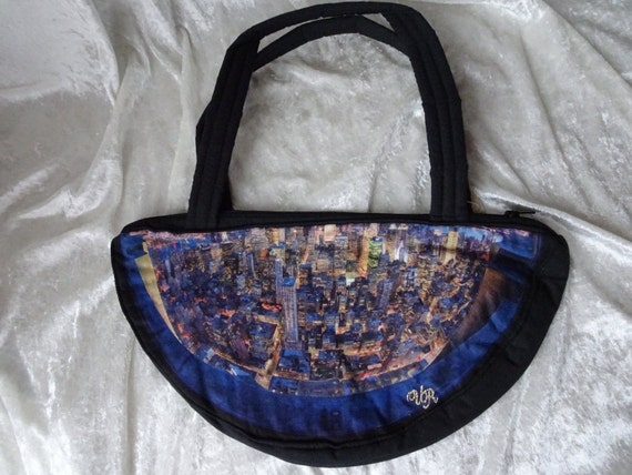Elegant Unusual Handbag With Zipper Unique With Skyline Motif Etsy UK