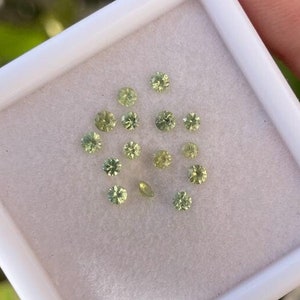 Madagascar DEMANTOID Green GARNET January birthstone For Earrings - Untreated 1.9mm To 2.4mm Round Garnet Stone
