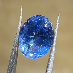 Oval blue SAPPHIRE, heated blue Ceylon sapphire, .70 carat, Gemological certified, October gift for personalized piece