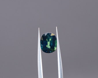 Unheated Teal Sapphire, 1.67ct Oval Cut, Nigerian Gemstone