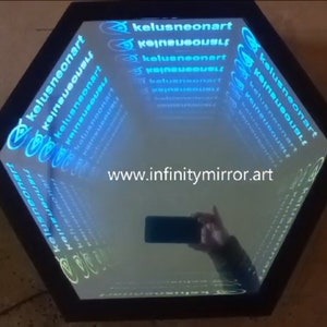 Lumière de miroir infini octogonale modèle 3D – Ozarké