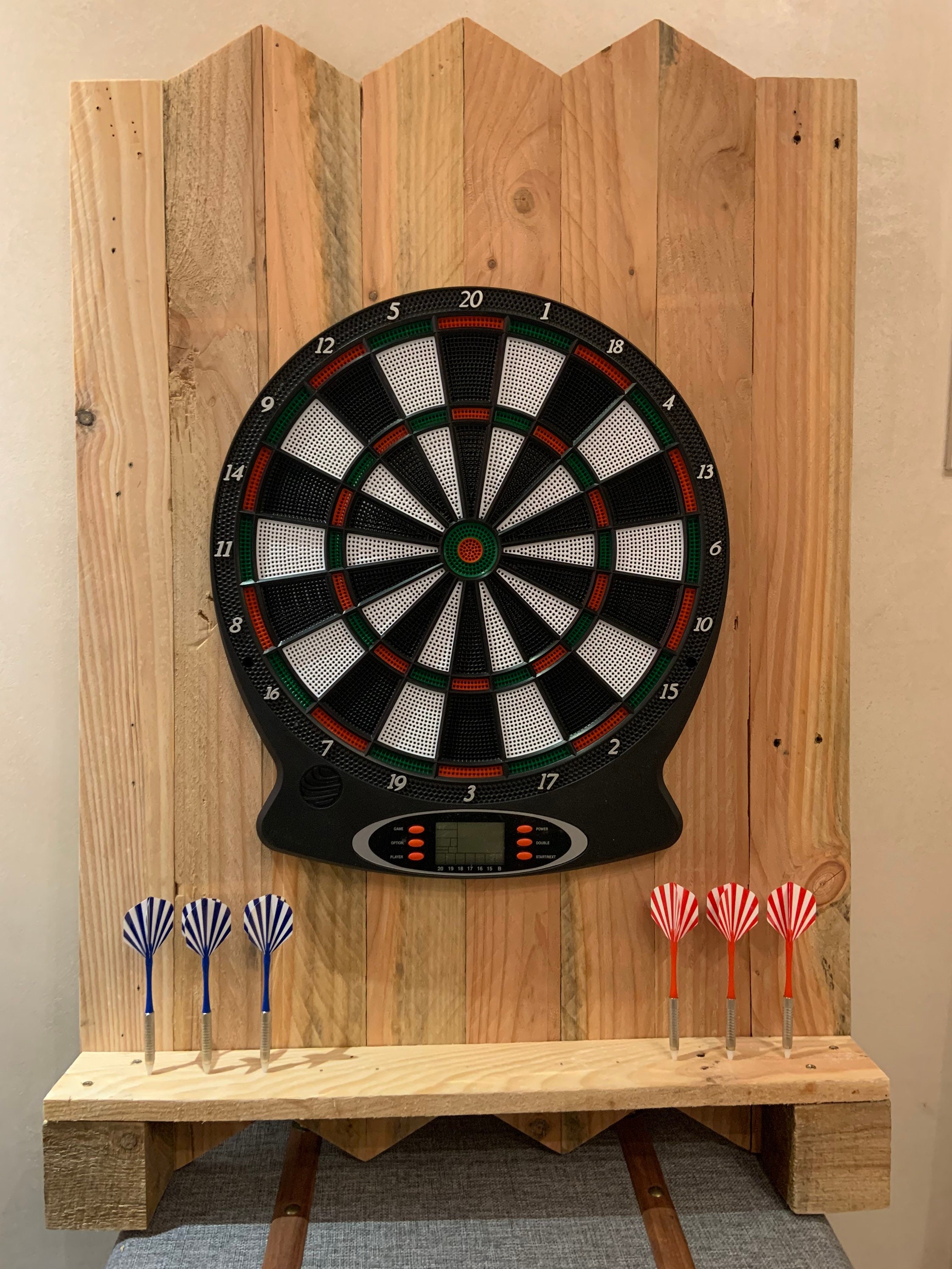 Support Darts Game 