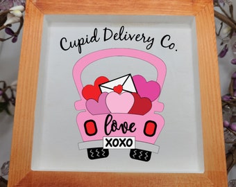 Cupido Delivery Co Love Truck / Pequeño letrero de madera / Decoración del Día de San Valentín / Decoración de la sala de estar / Decoración de la granja / Decoración de temporada / Signo de vacaciones
