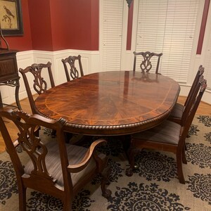 Henredon dining table discount