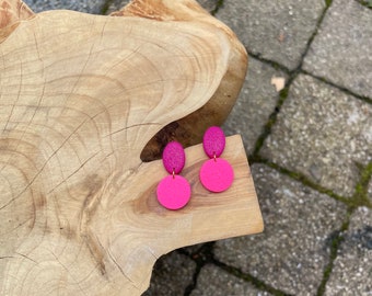 Small round stud earrings of neon pink and magenta polymer clay, fimo schmuck, lightweight studs with non-bending nails