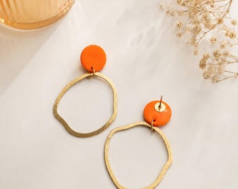 Statement earrings orange polymer clay and raw brass fimo jewelry bright earrings eye-catching gift earrings colorful lightweight earrings