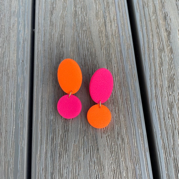 Mismatched earrings, neon orange and neon pink polymer clay, gift for her, fimo schmuck, eye catching