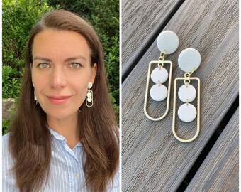 White earrings, polymer clay, alloy matt gold geometric charm, statement ohrringe, fimo schmuck