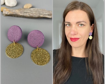 Lila sparkly earrings of polymer clay and shimmer raw brass coin rounds, birthday gift for her, fimo schmuck