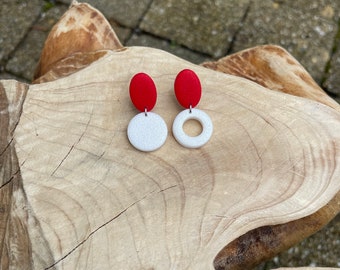 Mismatched stud earrings of pearl white and red polymer clay, gift for her, fimo schmuck, non-bending nails