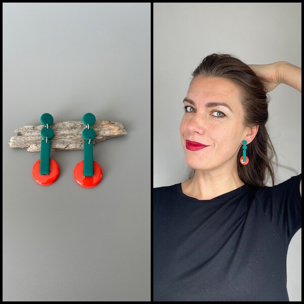 Statement earrings of emerald green and poppy red polymer clay, eye-catching earrings, fimo schmuck, resin coated