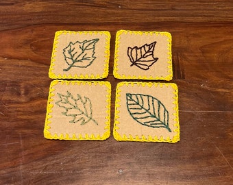 Set of 4 recycled cardboard coasters