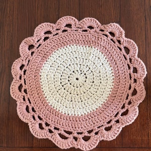 Trivet 100% cotton in handmade crochet color pale pink and ecru