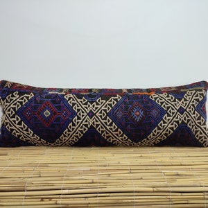 Oreiller Boho coloré, Housse d’oreiller lombaire multicolore 12x36, Lombaire extra longue, Oreiller à franges Boho, Housse d’oreiller lombaire Boho, TN167