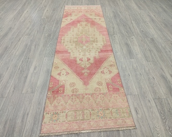 2.6x9.4 Ft rug, Turkish rug, runner rug, Bohemian Rug, Turkish runner Rug, vintage rug, hallway Rugs, entryway rugs, boho rug, H017