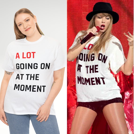 Taylor Swift mucho pasando en el momento camiseta, camisa con eslogan,  camiseta inspirada en celebridades -  España