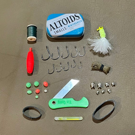 32 Pc Mini Survival Fishing Kit in Altoids Smalls Tin 