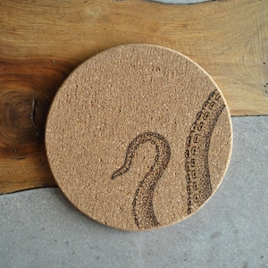 Kurk onderzetter - Pyrografie - Octopus octopus oceaan illustratie
