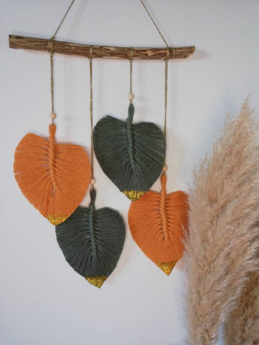 Suspension Feuilles/Plumes en Macramé