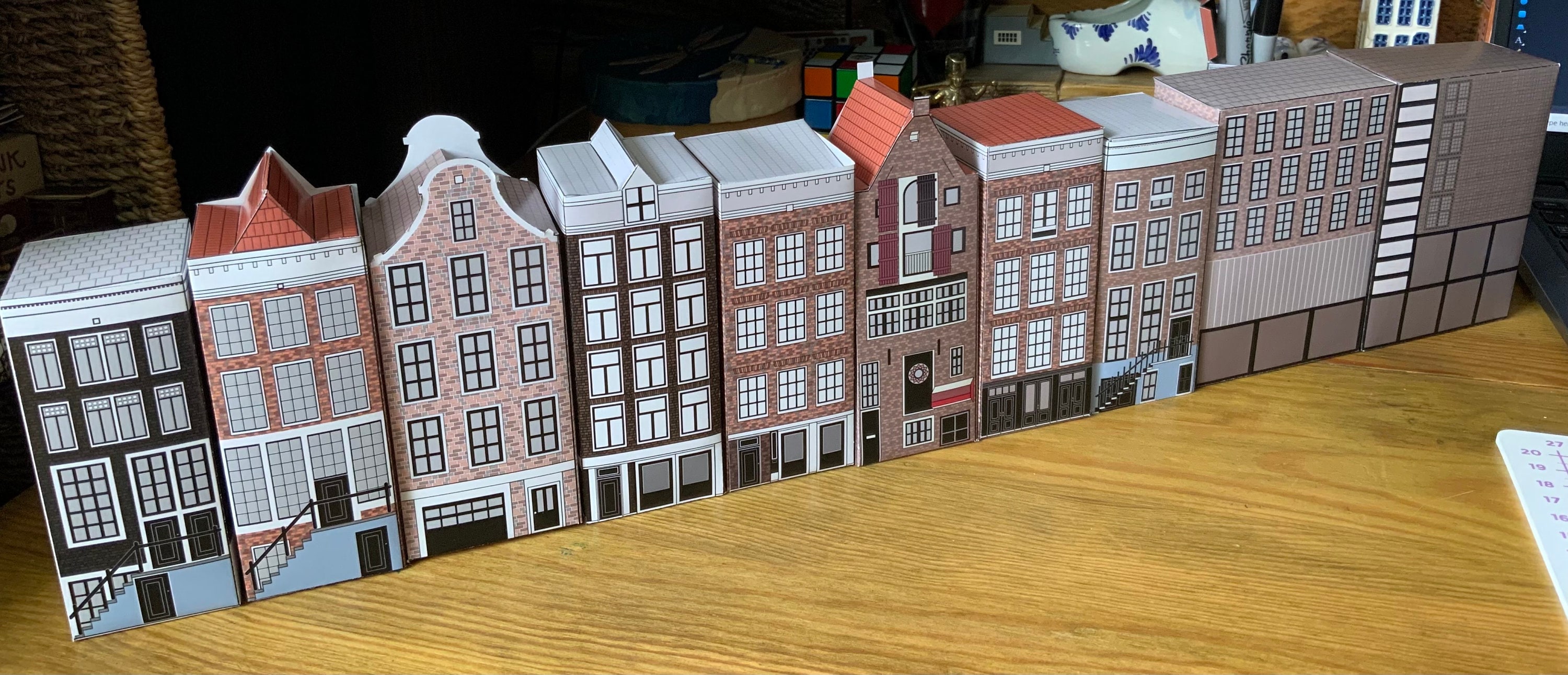 アンネ・フランクの家、アンネ・フランク通りを自分で作る、紙の家、3D