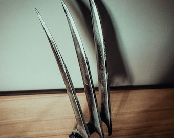 Dague griffée Wolverine imprimée en 3D, accessoire portable Logan endommagé au combat