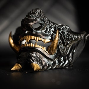 Oni-halfmasker, Japanse draagbare samoeraistijl, cosplay, Hannya-masker, mempo-masker, rug en goud, carnavalsmasker