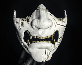 Masque Atsu fantôme de Yotei imprimé en 3D – Masque cosplay portable démon Kintsugi, peint à la main