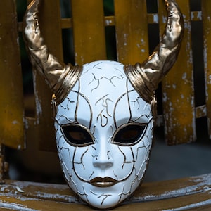 BreathTakerOniMask - Hannya Japanese Culture Oni Mask - Traditional Mask - Halloween Mask - Wearable & Full Face - Samurai Oni Demon Mask