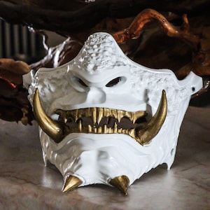 Oni-halfmasker, Japanse draagbare samoeraistijl, cosplay, Hannya-masker, mempo-masker, wit en goud, carnavalsmasker
