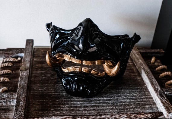 Oni Half Face Mempo Japanese Wearable Hannya Samurai Mask - Gold