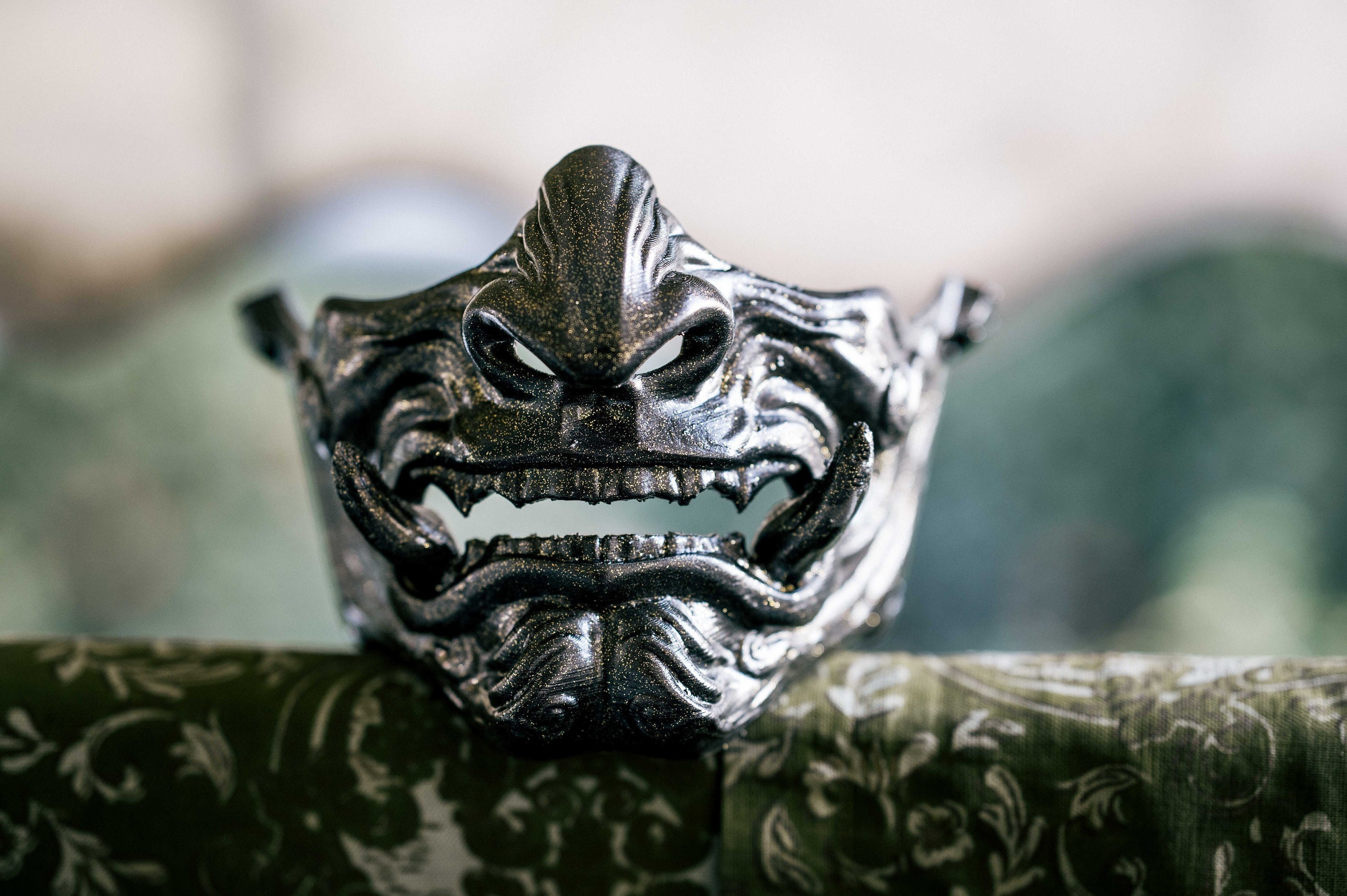 マオマオ ✿ apwoyo Oni Half Face Wearable Mempo Mask, Japanese Samurai Cosplay