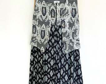 Vintage 80s vest and skirt set, two piece set, mixed print of stripes, floral, paisley in black, blue & white / LA Sport - Sz 10