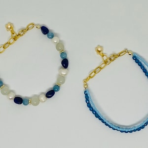 Pulseira de pedras preciosas, pulseira de lápis-lazúli azul, pedra preciosa azul marinho, pulseira de pérolas de água doce, pulseira de contas de vidro tcheco, conjunto de pulseira delicada