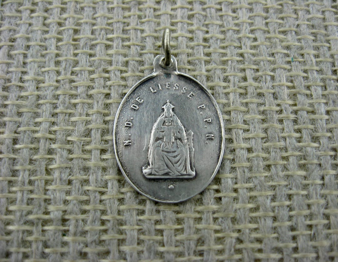 Notre Dame De Liesse Medal - Etsy