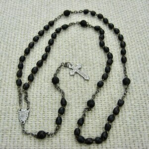 Saint Wilgefortis Rosary, made in France image 2